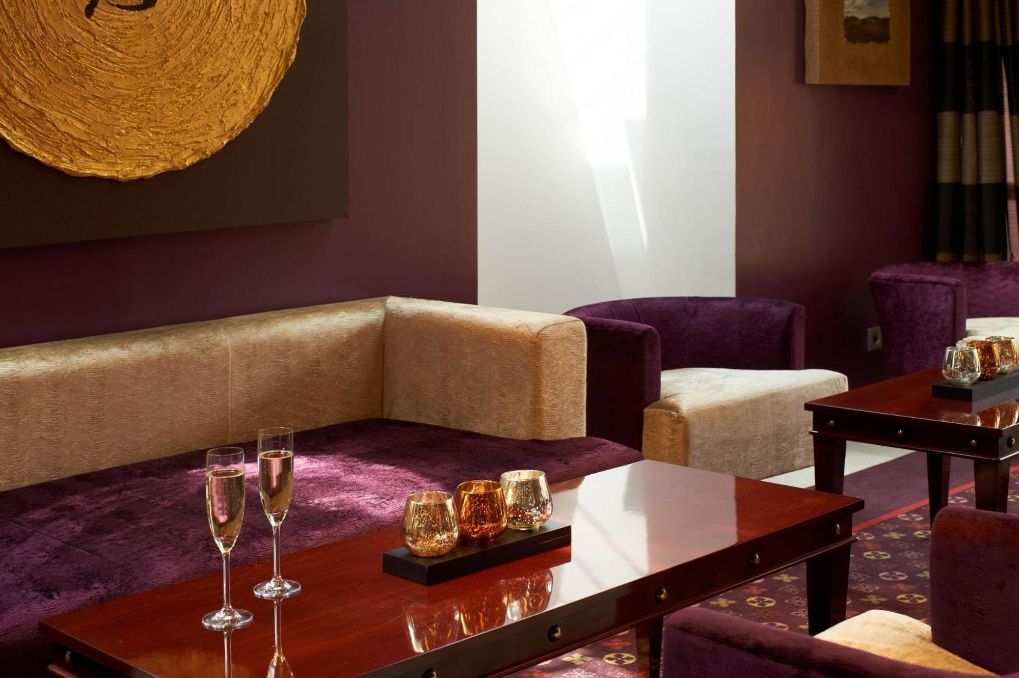 Hostellerie Des Chateaux & Spa Ottrott Bagian luar foto