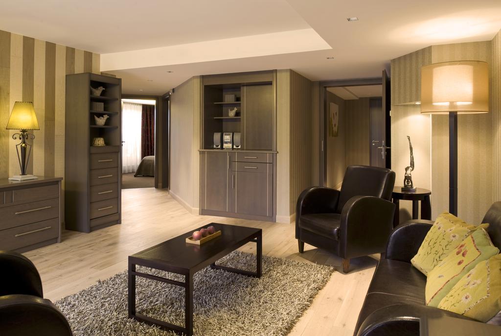 Hostellerie Des Chateaux & Spa Ottrott Bagian luar foto