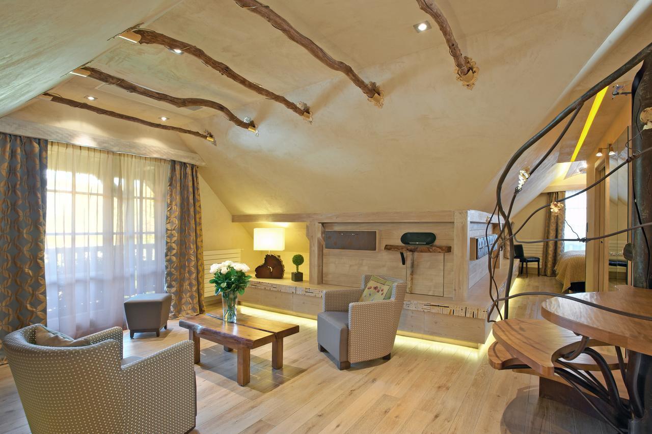 Hostellerie Des Chateaux & Spa Ottrott Bagian luar foto